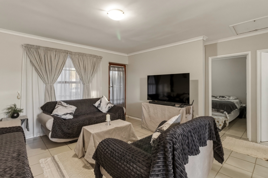 2 Bedroom Property for Sale in Fairview Golf Estate Western Cape